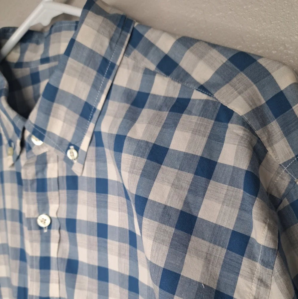 J. Crew Men's Shirt Button-up Blue Cream Business Casual Long Slv Lightweight L